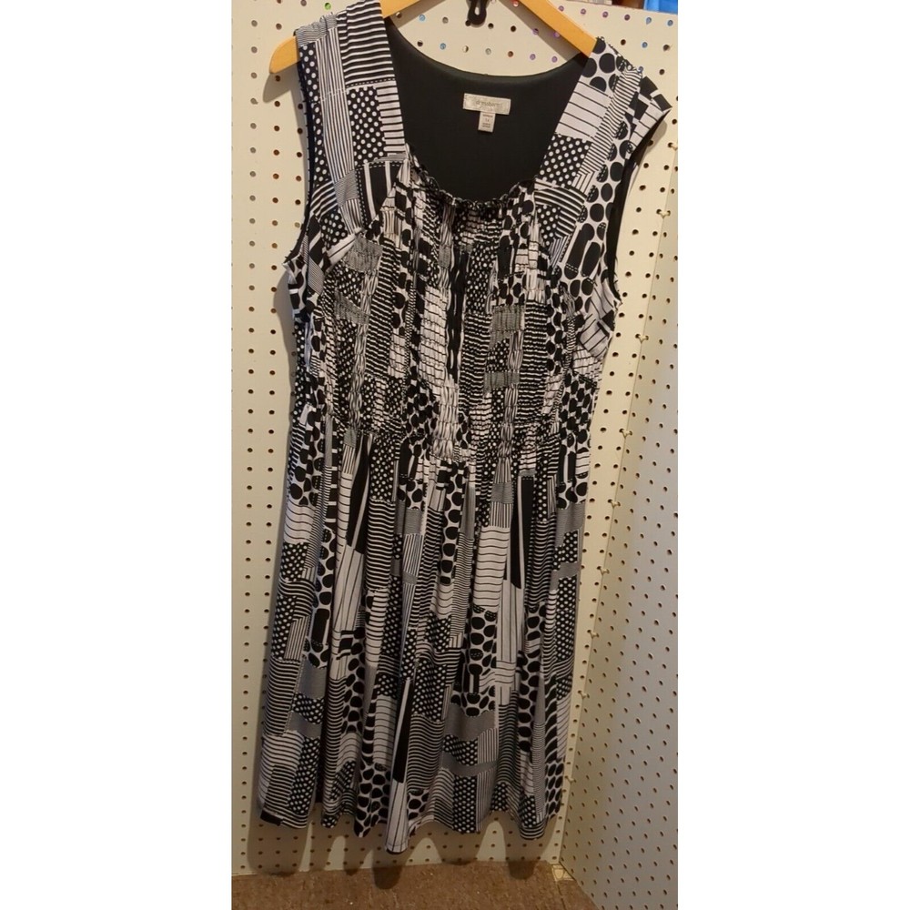 Dressbarn Sleeveless Black White Geometric Dress 14